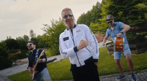 Zespół News odwołuje pandemię! "Wielki bal" trwa! Premiera już dostępna! | Disco-Polo.eu