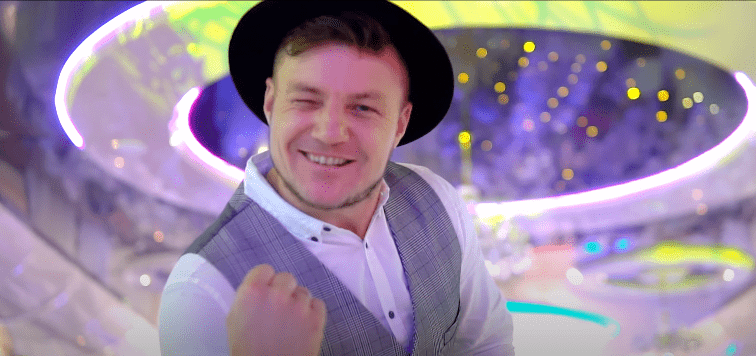 Co za klasa! M-Power po raz kolejny pokazał swoje zamiłowanie do muzyki. Nowość pt. "Jesteś moim przeznaczeniem" już w sieci! | Disco-Polo.eu