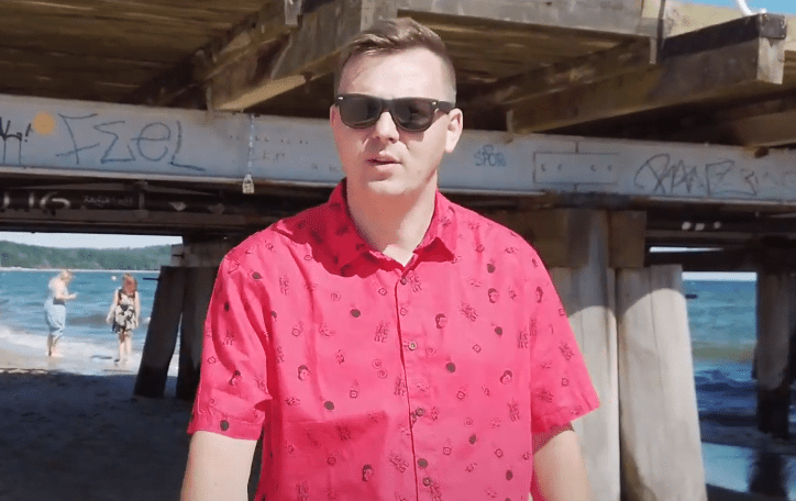 Po wielu latach nagrał teledysk to wielkiego hitu! Mr.Sebii w duecie z CandyNoize i "Chodź tu na siano". | Disco-Polo.eu