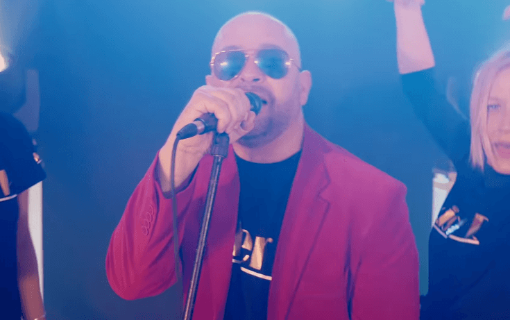 Mister R poczuł w sobie zew natury! Wokalista poświęci muzykę w zamian za narciarstwo?! | Disco-Polo.eu