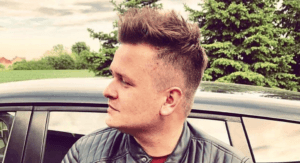 Arek Kopaczewski ponownie rozpieszcza swoich fanów! Nowość pt: "Jak dobrze, że jesteś". | Disco-Polo.eu