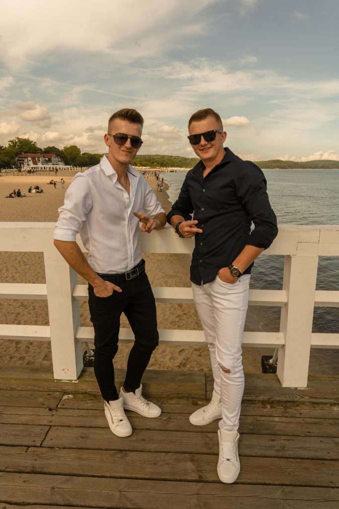 Mamy taneczny hit jesieni 2021! Zespół BadBoys stworzył coś niesamowitego! BadBoys | Disco-Polo.eu