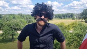 W sieci zawrzało - nowy numer Kuzyna Zenka o Teściowej Halinie! Posłuchaj koniecznie! Kuzyn Zenka | Disco-Polo.eu