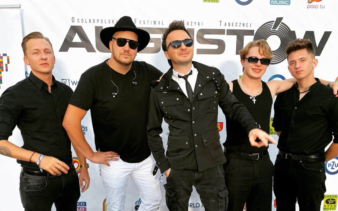 Patryk Pegza zaśpiewał w synem na scenie podczas Festiwalu Muzyki Tanecznej w Augustowie! Patryk Pegza