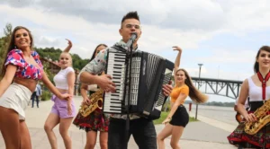 Premiera! Massive z klubową piosenką! Nowa odsłona popularnego zespołu! eratox | Disco-Polo.eu