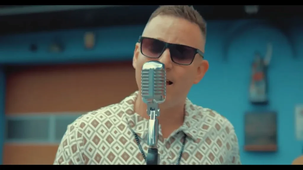 MegaBoy – Czarne loki (Official video)