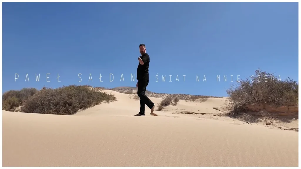 Paweł Sałdan – Świat na mnie czeka (Official music video)