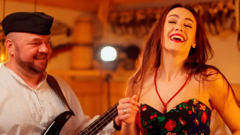 Justyna Lubas & Baciary – Połówki dwie (Official Video) 2025
