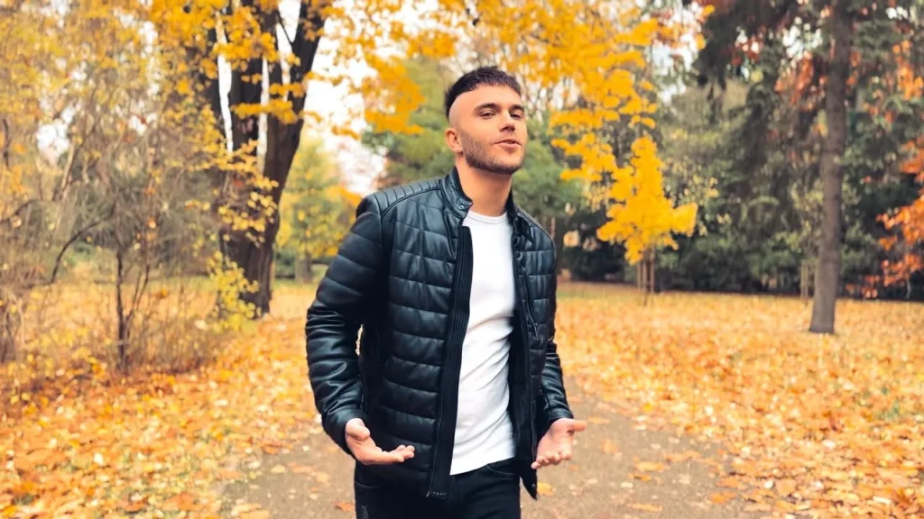 Kacper Pluta – Kochaj (Official Video)