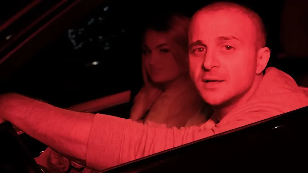 Konstanty Drążek – Czarne Porsche bukiet róż (Oficjalny teledysk)