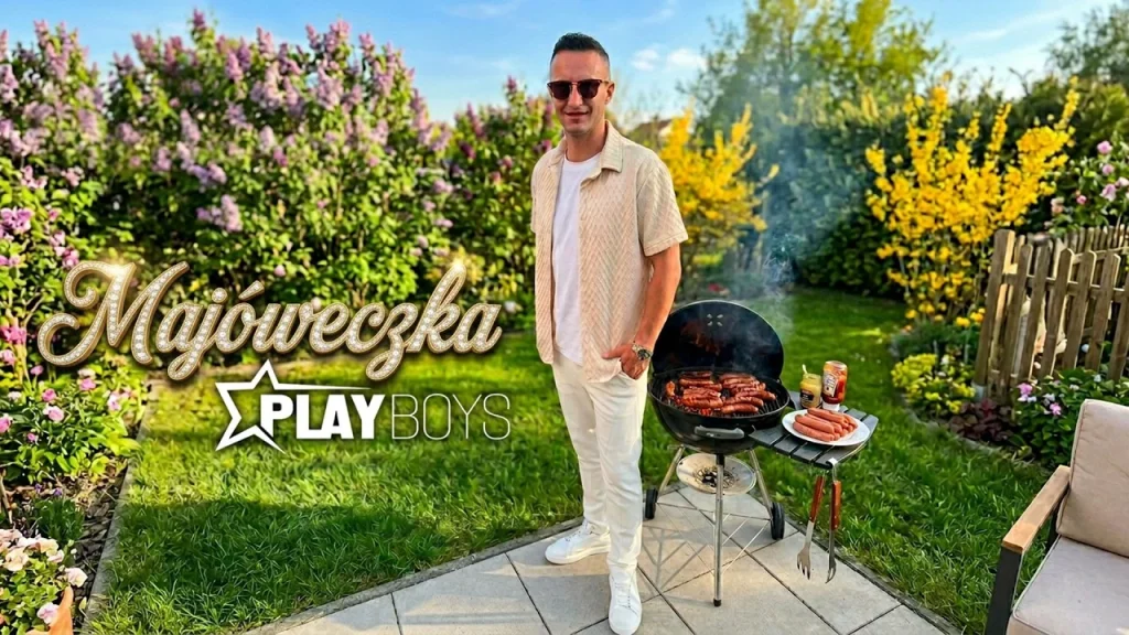 PLAYBOYS – Majóweczka