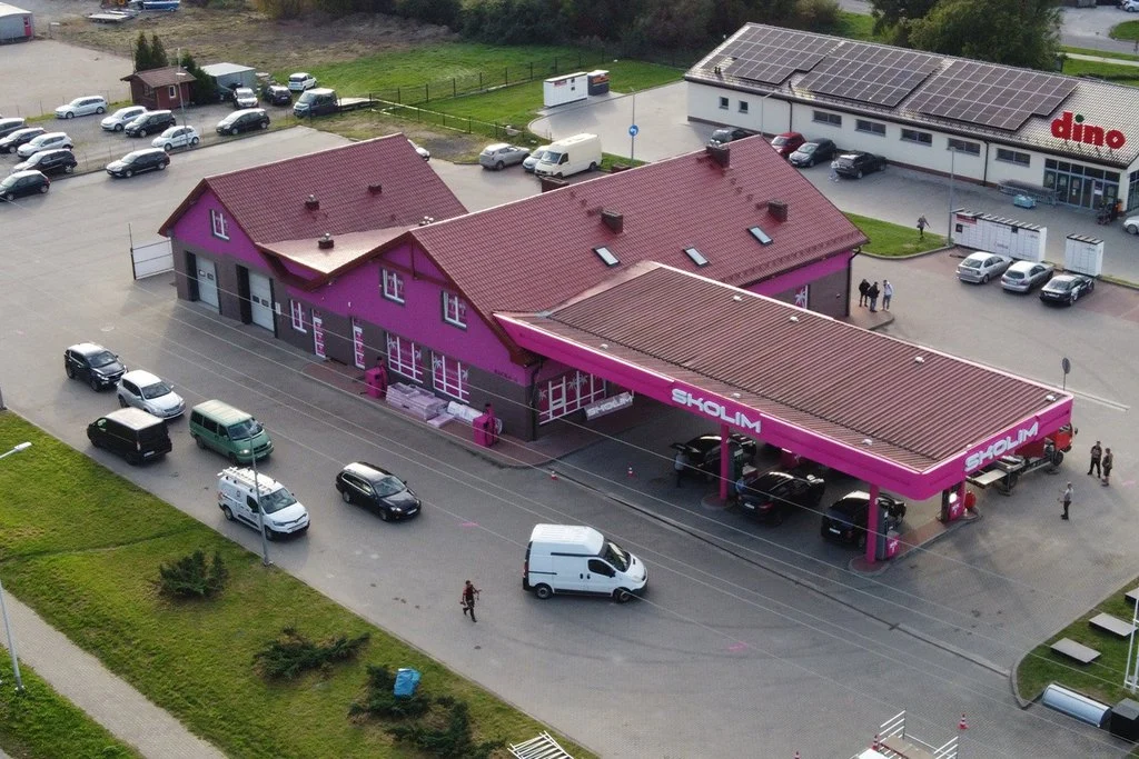 Nowa stacja Skolima w Olecku przyciąga tłumy cenami za paliwo