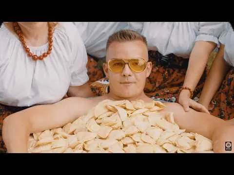 Nowy trend na TikToku? Big Sexy zaskakuje piosenką „Daj mi pieroga” Daj mi pieroga | Disco-Polo.eu