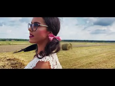 Po wielu latach nagrał teledysk to wielkiego hitu! Mr.Sebii w duecie z CandyNoize i "Chodź tu na siano". | Disco-Polo.eu